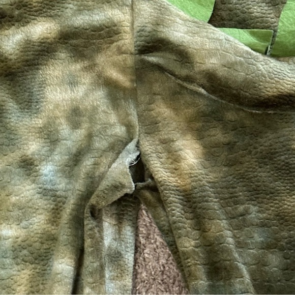 Rubies one piece dinosaur costume size small dd - Picture 6 of 7